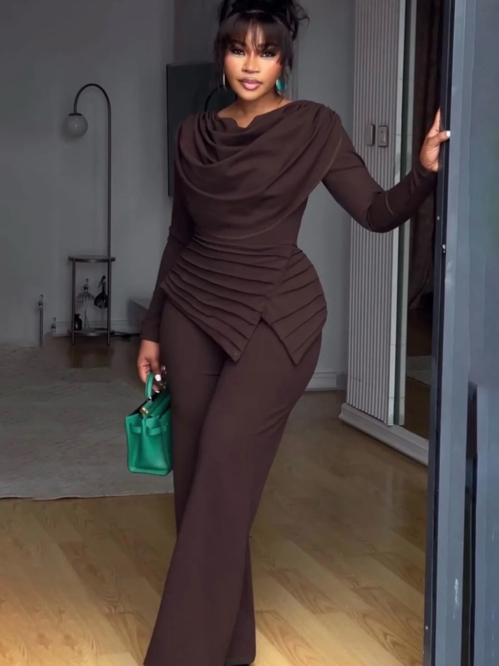 Crowl neck wide leg jumpsuit